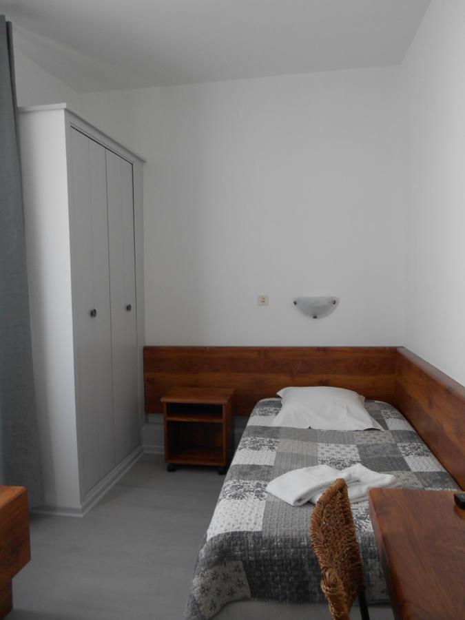 Hotel Du Jura オダンクール エクステリア 写真
