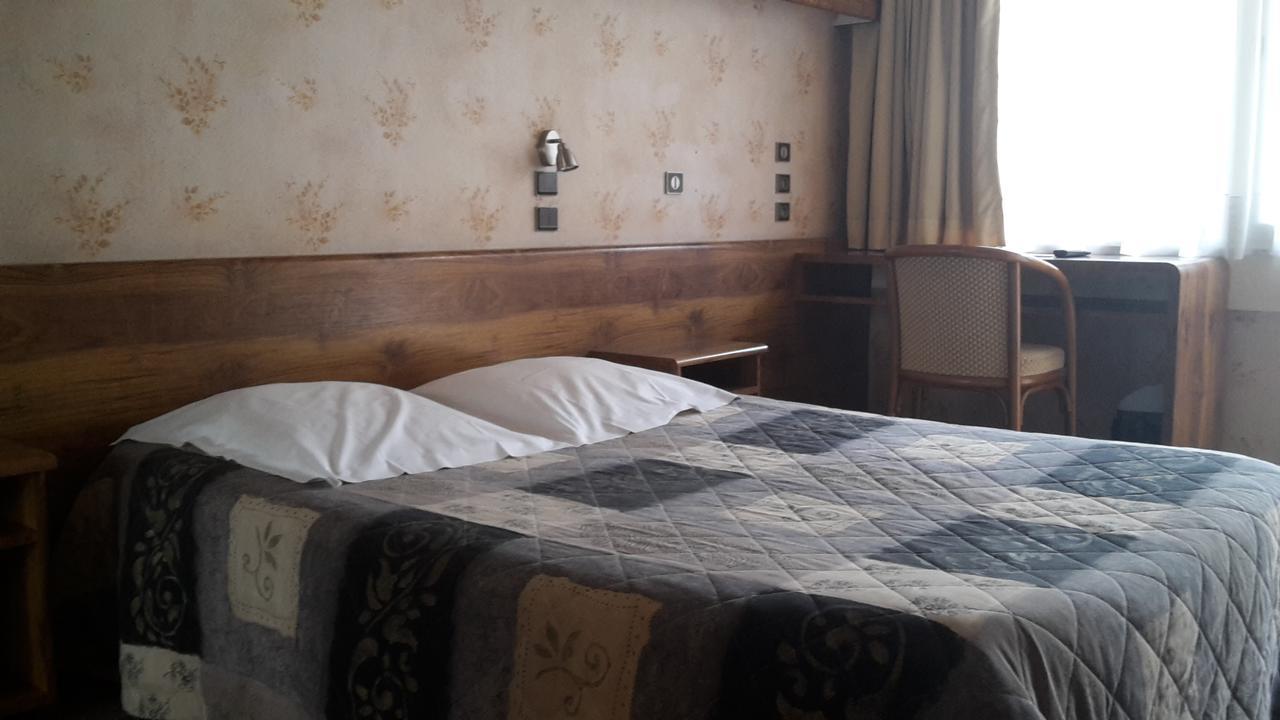Hotel Du Jura オダンクール エクステリア 写真